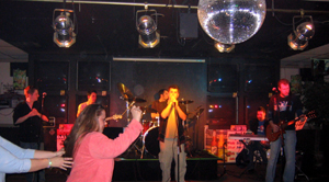 lowbrau in concert
