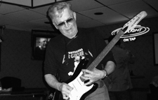 Melvis performs
